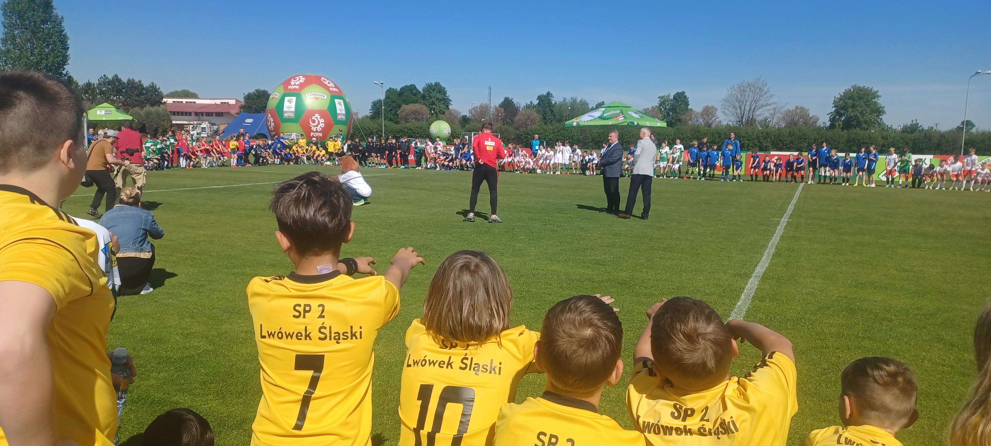 FINAŁ WOJEWÓDZKI TURNIEJU „Z PODWÓRKA NA STADION O PUCHAR TYMBARKU”