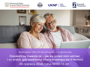 starsze małżeństwo w siwych włosach patrzące w laptop